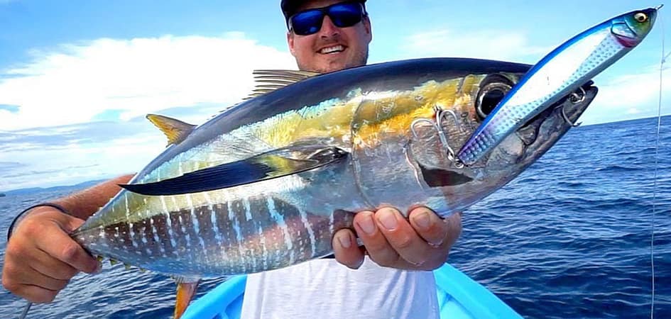 Deep-sea-fishing-tuna-yellowfin-in-Cabo.jpg