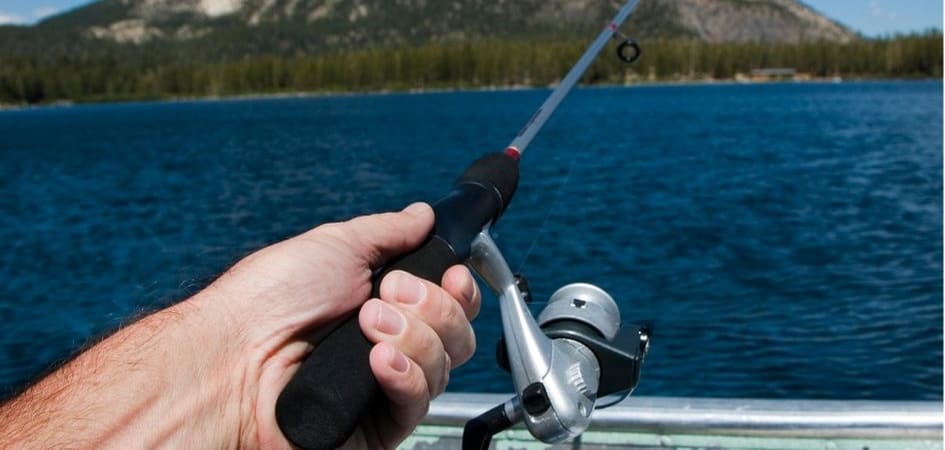 yachts for fishing in Los Cabos 25
