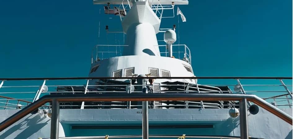 yachts for fishing in Los Cabos 54